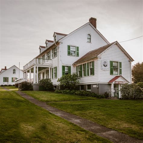 Umpqua River Lighthouse Museum - Travel Oregon