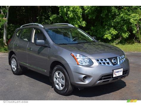 Platinum Graphite Nissan Rogue Select S Photo