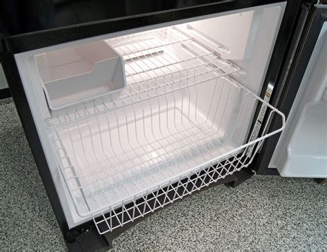 GE Artistry ABE20EGEBS Refrigerator Review - Reviewed.com Refrigerators