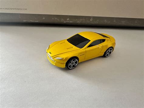 Hot Wheels Aston Martin V Vantage Kaufen Auf Ricardo
