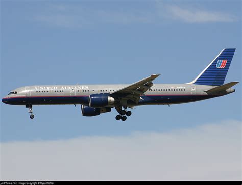 N575UA Boeing 757 222 United Airlines Ryan Richter JetPhotos