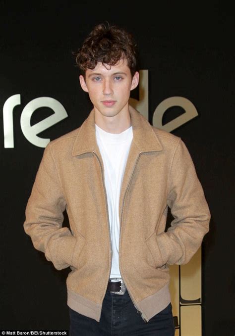 Troye Sivan In Ripped Jeans At The Cartier Launch In La Daily Mail Online