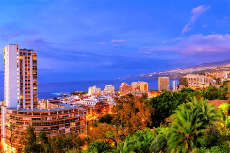 Corre Tenerife Vuelos Noches En Hotel Con Media Pensi N Por