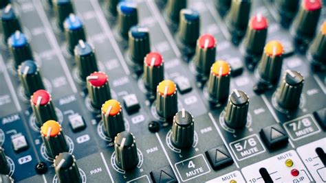 The Beginner S Guide To Mixing Music West Adorama