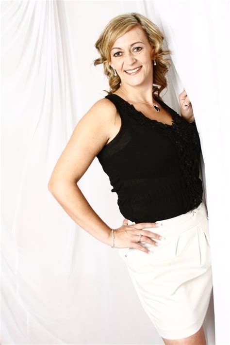 Xx Sue Xx 45 From Hemel Hempstead Is A Local Granny Looking For Casual Sex Dirty Granny