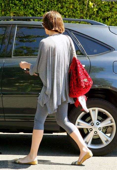Milla Jovovich Gym In La Beautiful Gym Celebrity Babe High Resolution Nude Celebrities Mobile
