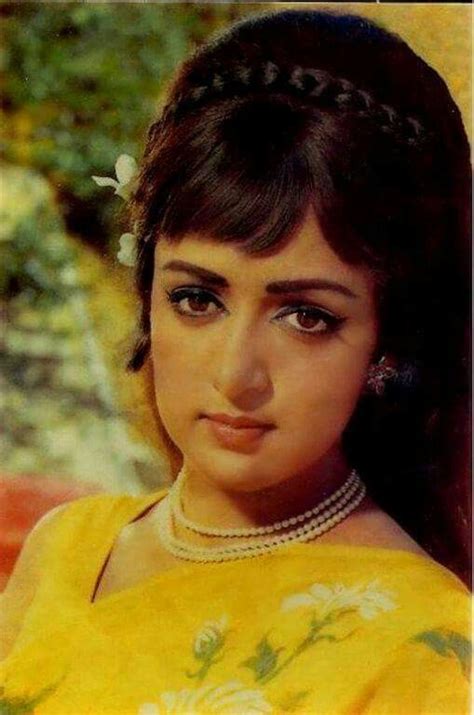 Hema Malini Vintage Bollywood Vintage Bollywood Retro Hairstyles