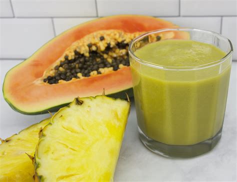 Papaya Pineapple Spinach Smoothie Pineapple Smoothies Food Blenders