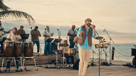 Juan Luis Guerra Comparte El Video En La Playa Premier 917fm