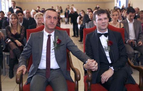Le débat sur le mariage gay relancé après le mariage de Patrick et Guillaume