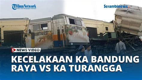 Video Detik Detik Kepanikan Saat Kecelakaan Ka Bandung Raya Vs Ka