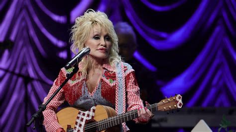 Dolly Parton Retiring From “full Blown” Touring “i Do Not Think I Will