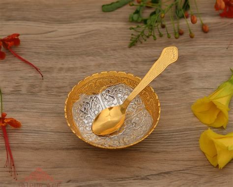 1 Bowl 1 Spoon Silver And Gold Plated Bowls For Gift Size 13 X 13 X