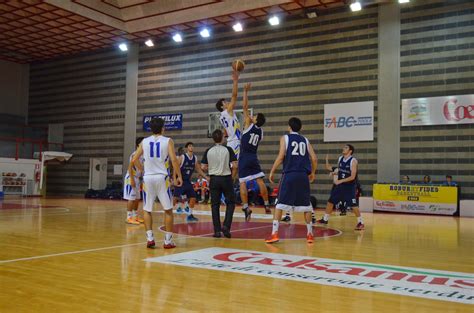 Robur Et Fides Basket Varese Dng Serie D Doppia Vittoria Per Il