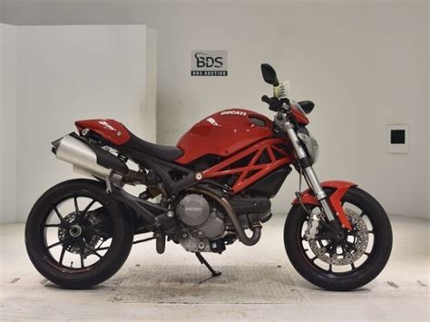 Купить б у Ducati Monster инжектор передач во Владивостоке красный naked bike года