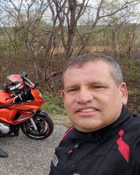 Ducinaldo Silva motociclista da cidade de Pocinhos Paraíba morreu em