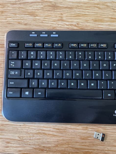 Logitech K520 Wireless Desktop Keyboard With Unifying Receiver Ebay