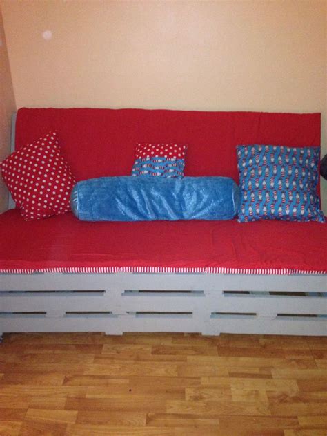 Pallet Sofa With Dr Seuss Themed Pillows