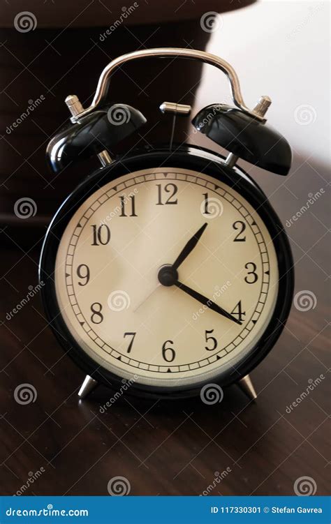 Clock Time Running Out Stock Images - Download 1,050 Royalty Free Photos