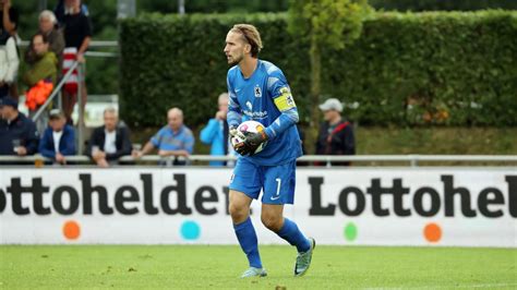 1860 München Hiller Bleibt Nummer Eins Kicker