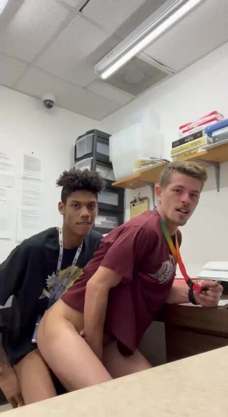 Employees Fuck In Back Office I ThisVid