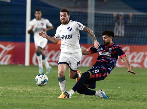 NACIONAL VISITA A CERRO LARGO QUE ES CHICO EN LA AUF Y GRANDE EN EL