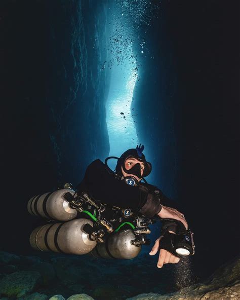 Differences Between Sidemount And Twin Tank Jg Scubadiving