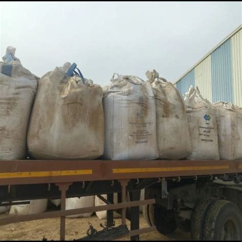 Piling Grade Bentonite Powder For Construction Packaging Size 50 Kg