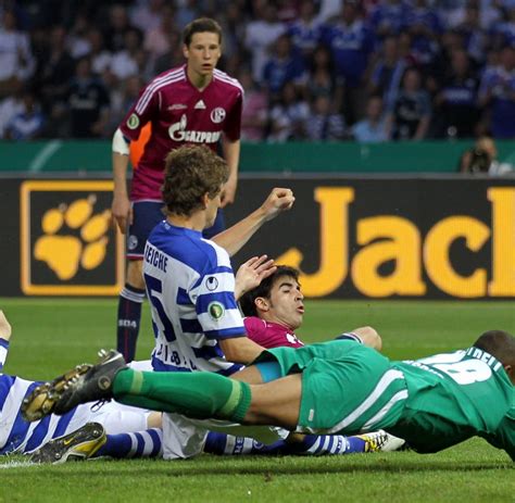 Endspiel in Berlin Debakel für Duisburg Schalke gewinnt DFB Pokal WELT