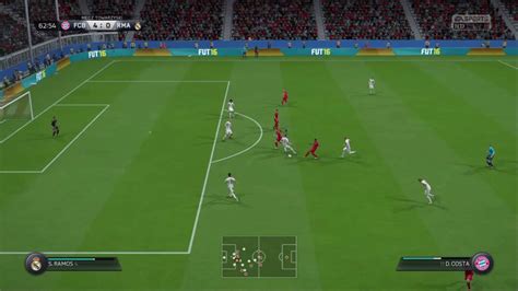 FIFA16 Lewandowski zdobywa hat tricka po zespołowej akcji Bayernu