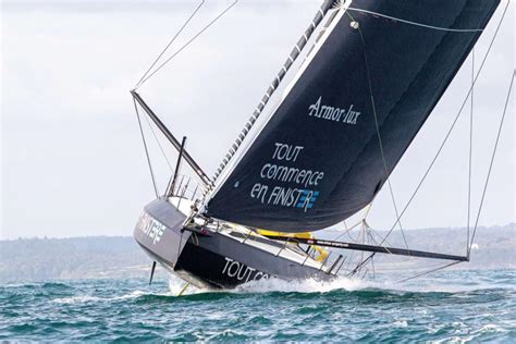 Voile Jean Le Cam lance son nouvel Imoca avec le Vendée Globe 2024