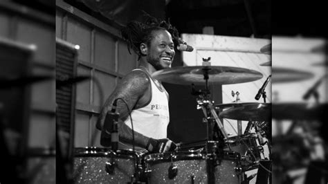 Confirman La Causa De Muerte De D H Peligro Ex Baterista De Red Hot Chili Peppers