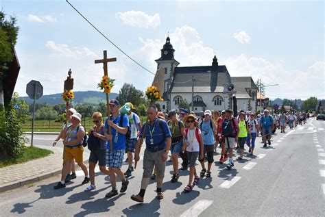 P Tnicy Ju Na Szlaku Pieszej Pielgrzymki G Ralskiej Na Jasn G R