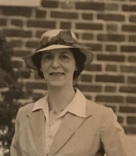 Clara Adams: 5 Facts About The Pioneer Who Flew On The Maiden Flights