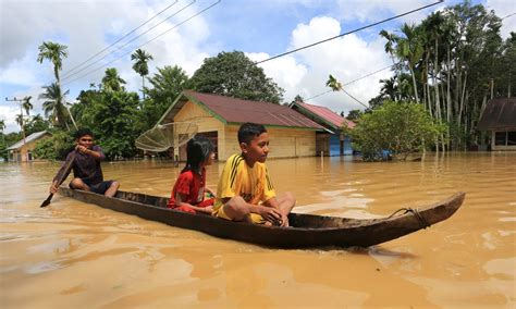 Hujan Lebat Rendam Desa Di Nagan Raya