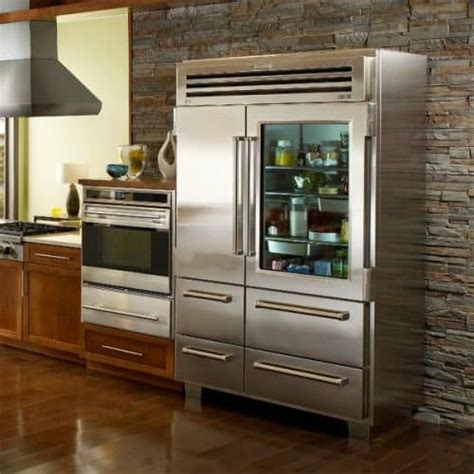 Which Sub-Zero Refrigerator is Freestanding? | Advance Appliance Blog