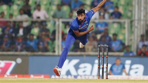 Mohammed Siraj Takes No 1 Spot In Odi Rankings Replaces Trent Boult