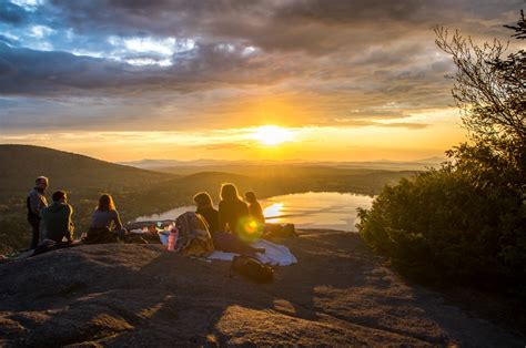 Kostenlose foto Meer Küste Rock Berg Wolke Sonne Sonnenaufgang