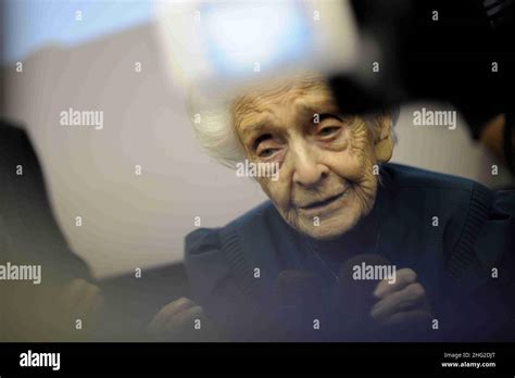 Nobel Prize Winner Rita Levi Montalcini With Students At Turin S