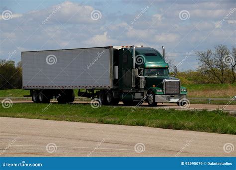 Green Semi-Truck with White Trailer Editorial Stock Image - Image of ...