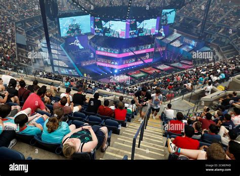 Fortnite World Cup 2019 Hi Res Stock Photography And Images Alamy