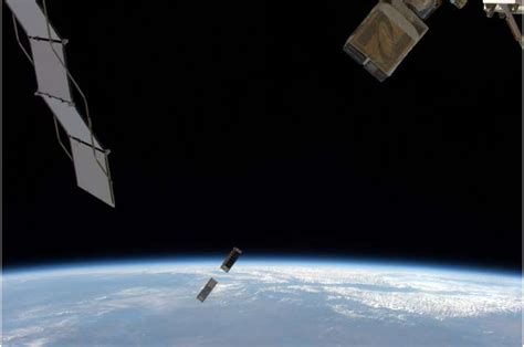 Minxss Cubesat Deployed From Iss To Study Suns Soft X Rays