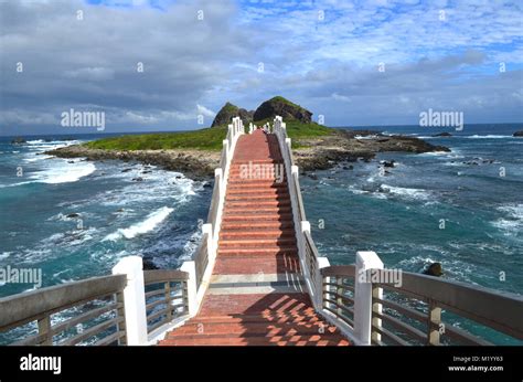 Sanxiantai S Eight Arched Bridge On Taiwan S East Coast National Scenic