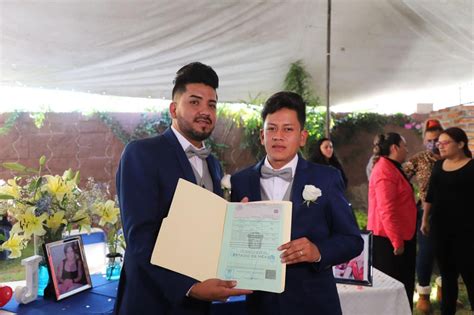 El Mexiquense Hoy Primer Matrimonio Igualitario En Tec Mac Geovanny Y