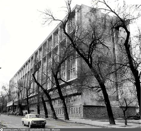 Улица Джандосова