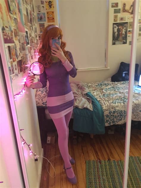 space babies, Daphne Blake cosplay = complete 🙌🏻💜🔍