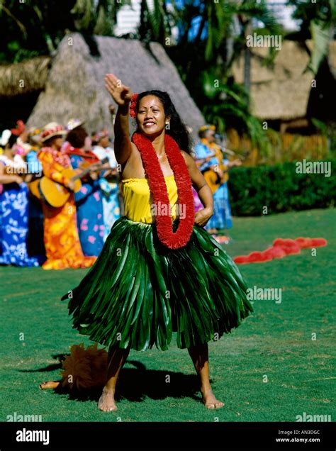 Waikiki / Kodak Hula Show / Woman Performing Hula Dance, Honolulu ...