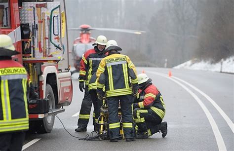 Bei einem schweren Unfall auf der Bundesstraße 464 am Samstagnachmittag