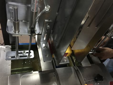 Indonesian Buyer Purchased Hot Melt Glue Box Sealing Machine Semi Automatic Two Sets Carton Case