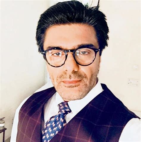 soni sonis tough act actor reveals student   year